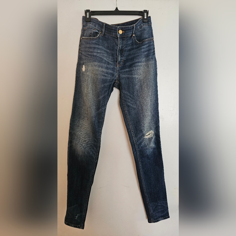 6 Long - White House Black Market Blue Skinny Jeans